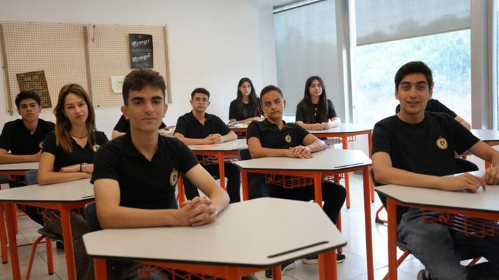 Demirören Medya ve Teknoloji Lisesi'nde tanıtım günleri başladı
