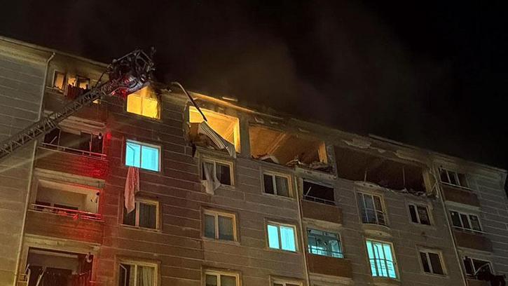 Tekirdağ'da apartman dairesinde patlama ve yangın: 2 ölü, 2 yaralı