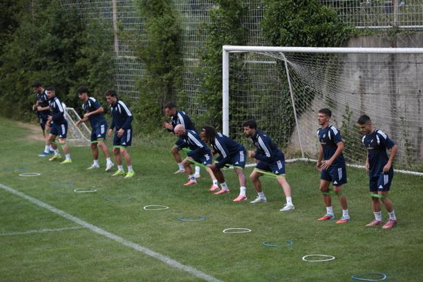 Sarıyerspor'un Bolu kampı başladı