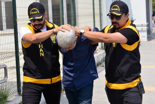 Çorba içerken bekçileri görünce kaçmaya çalışan şüphelinin 24 yıl hapisle arandığı ortaya çıktı
