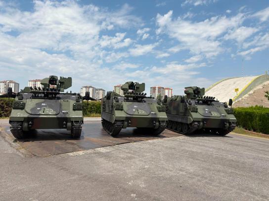 3 adet E-ZPT, Mehmetçik'e teslim edildi