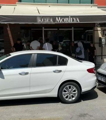 Aydın'da mobilya mağazasında müşterilerin dolandırıldığı iddiası