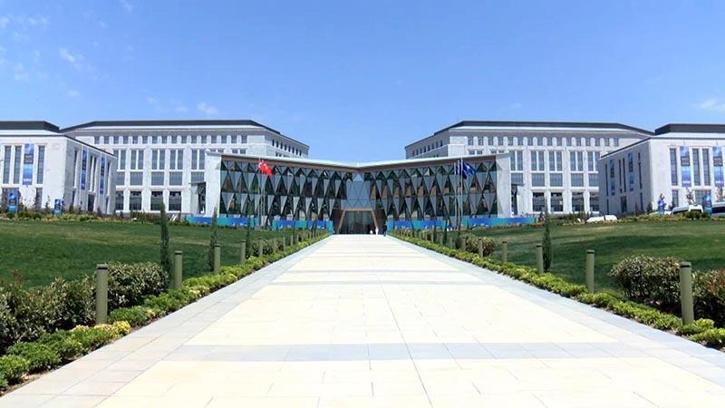Ay Yıldız Karargahı, Pentagon'un 3 katı büyüklüğünde
