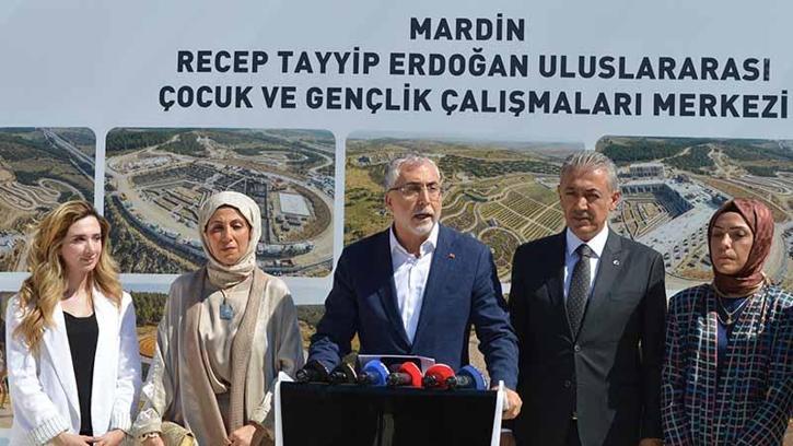 Bakan Işıkhan: Türkiye Yüzyılı'nın en güçlü sermayesi, iyi yetişmiş gençler olacaktır