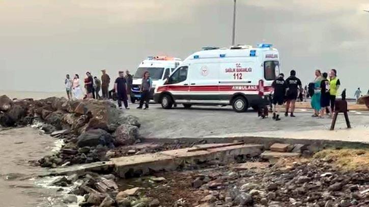 Tekirdağ'da denize giren 1 kişi kayboldu