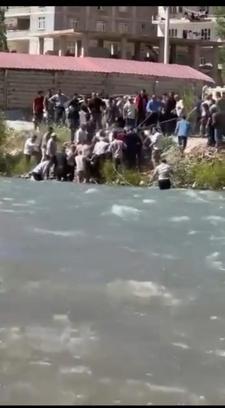 Gittiği piknikte dereye düşüp hayatını kaybetti