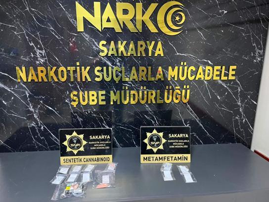 Sakarya'da uyuşturucu operasyonu: 5 gözaltı