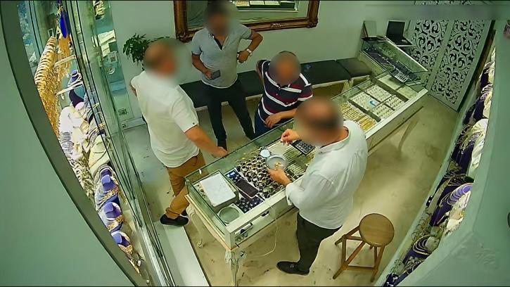 Kuyumculara sahte altın diş satan 4 şüpheli tutuklandı
