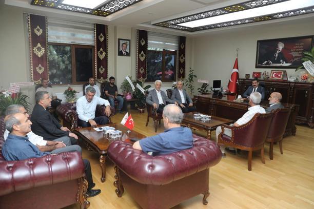Genç İstişare Meclisi üyelerinden Kaymakam Akköz'e ziyaret