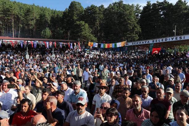 Erzurum'un Şenkaya ilçesinde 20 bin kişi festivalde buluştu