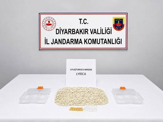Diyarbakır’da uyuşturucu operasyonlarında 2 şüpheliye işlem
