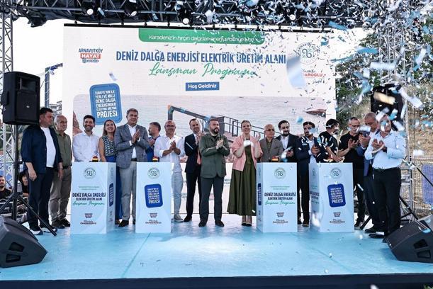 Arnavutköy’de deniz dalgası enerjiye dönüştü