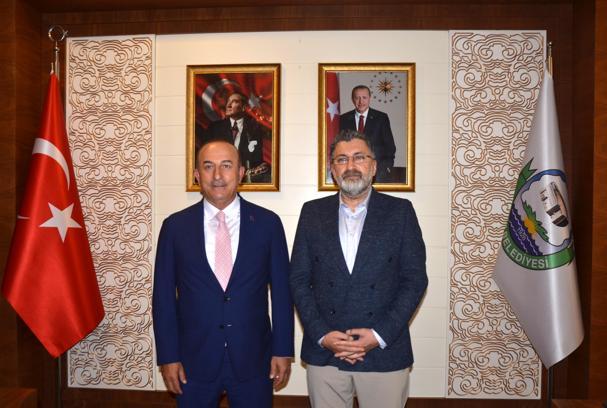 Çavuşoğlu: Serik'te devlet hastanesi planlandığı gibi ilerliyor
