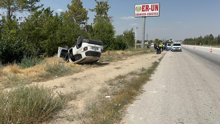 TIR'ın patlayan lastiği, kazaya neden oldu: 3'ü çocuk, 8 yaralı