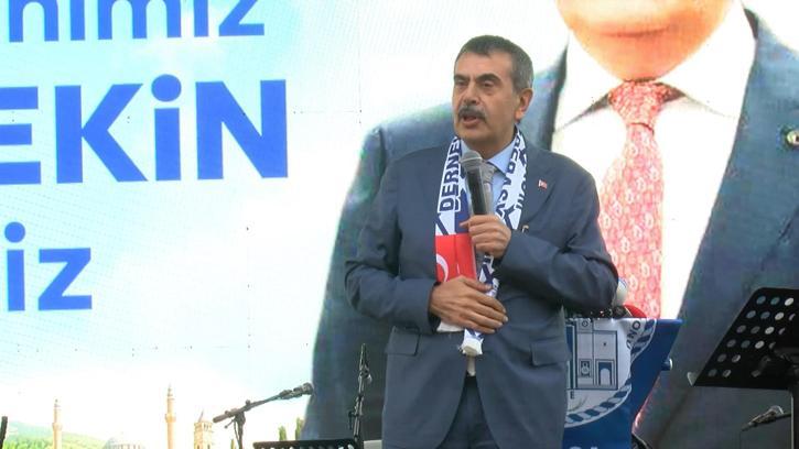 Bakan Tekin: Topluma çimento vazifesi gören sivil toplum örgütlerimiz var