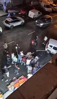 Gaziosmanpaşa'da zabıta ile esnafların kavgası kamerada