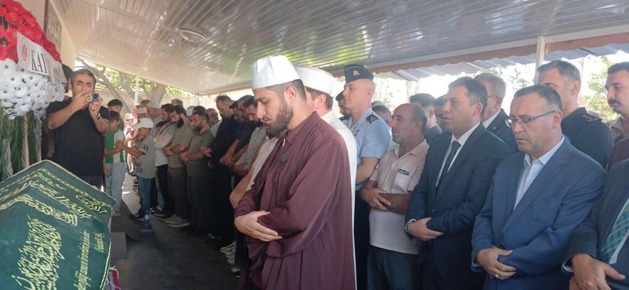 Denizde boğulan hakim- savcı yardımcısının cenaze namazını kardeşi kıldırdı / Ek Fotoğraflar