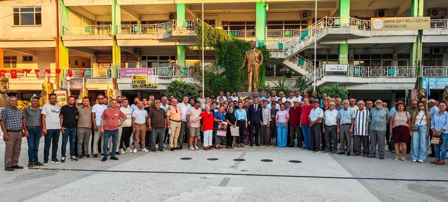 CHP Serik ilçe yönetimi istifa etti