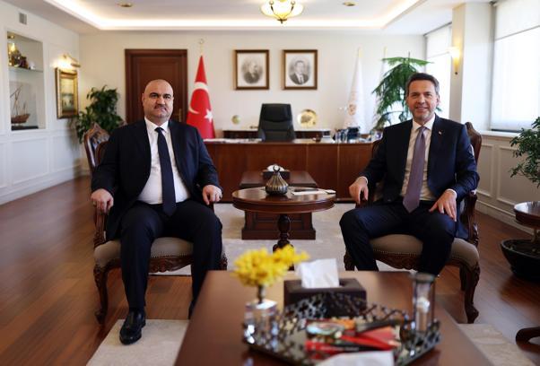 Bakan Bayraktar, Kerkük Valisi Selman Ağa'yı kabul etti