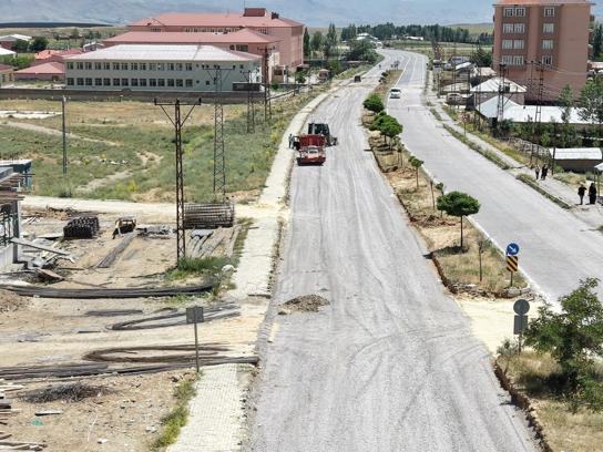 Başkale'de 3 milyon TL'lik altyapı yatırımının sona gelindi