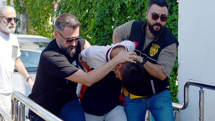 Husumetlisine tabancayla ateş açıp, kaldırımdaki yayayı öldüren şüpheli tutuklandı