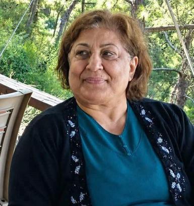 Havuzda boğulma tehlikesi geçiren kadın kaldırıldığı hastanede öldü