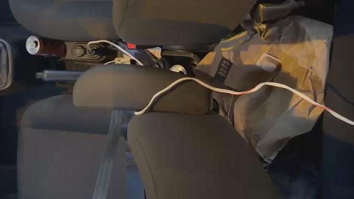Beşiktaş’ta otomobildeki çamaşır makinesine kurulan elektronik zuladan uyuşturucu çıktı