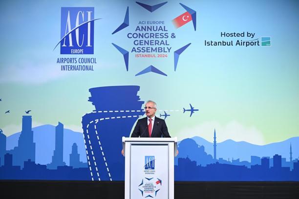 Bakan Uraloğlu: İstanbul Havalimanı günlük yolcu rekoru kırdı
