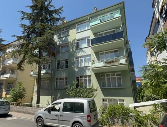 Kiracı, aidat nedeniyle tartıştığı apartman yöneticisini bıçakladı