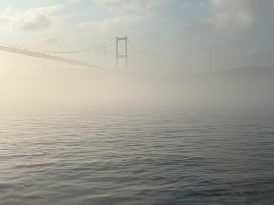 İstanbul Boğazı sis nedeniyle transit gemi geçişlerine kapatıldı