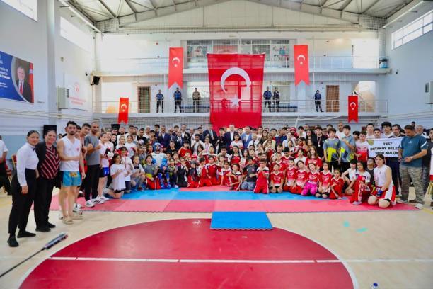 Altunhisar’da kick boks heyecanı