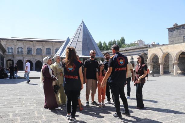 Diyarbakır'a 6 ayda 1 milyon 25 bin turist geldi