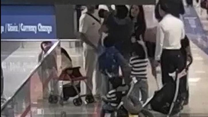 2 yaşındaki bebeği Heimlich manevrasıyla kurtaran personele ödül