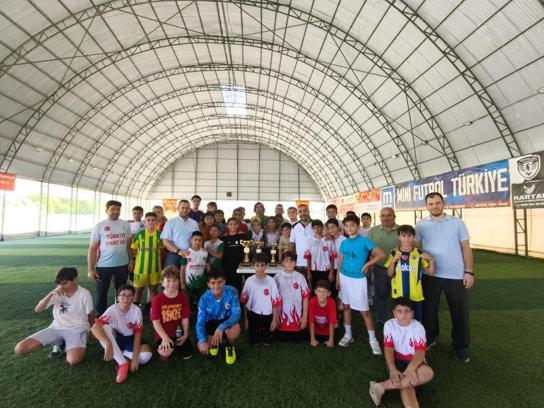 Kur'an kursu öğrencileri futbol turnuvasında buluştu