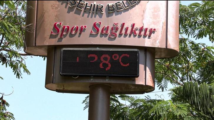 Adana’da termometreler 38 dereceyi gördü