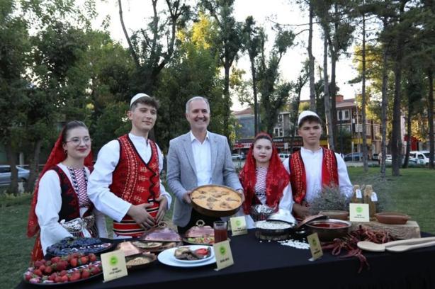 İnegöl, Gastronomi Festivali ile lezzetlerini vitrine çıkarıyor