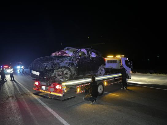 Otomobil şarampole devrildi; 1 ölü, 3 yaralı