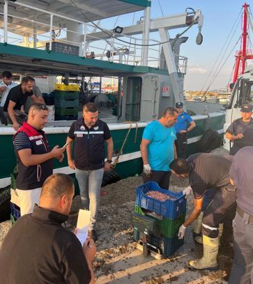 Enez’de trol teknelerine yönelik su ürünleri denetimi yapıldı