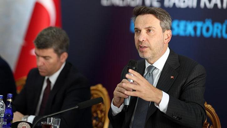Bakan Bayraktar: 2027'nin ilk çeyreğinde 'Offshore YEKA İhalesi'ni gerçekleştireceğiz