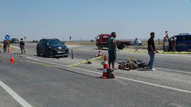 Kilis'te otomobil ile çarpışan motosikletin sürücüsü öldü