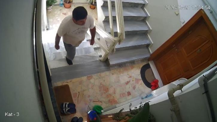 Sultangazi’de takıntılı olduğu kadının annesini bıçakladı, engelli bireyi bardakla yaraladı