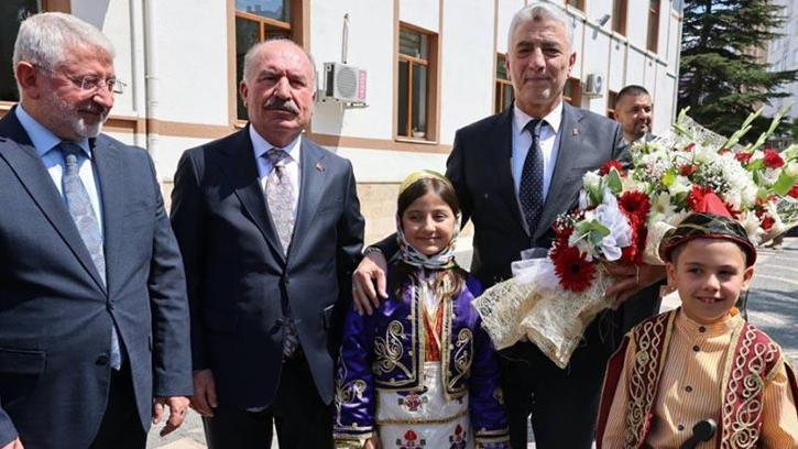 Ticaret Bakanı Bolat: Terörün kökünü sonuna kadar kazıyacağız