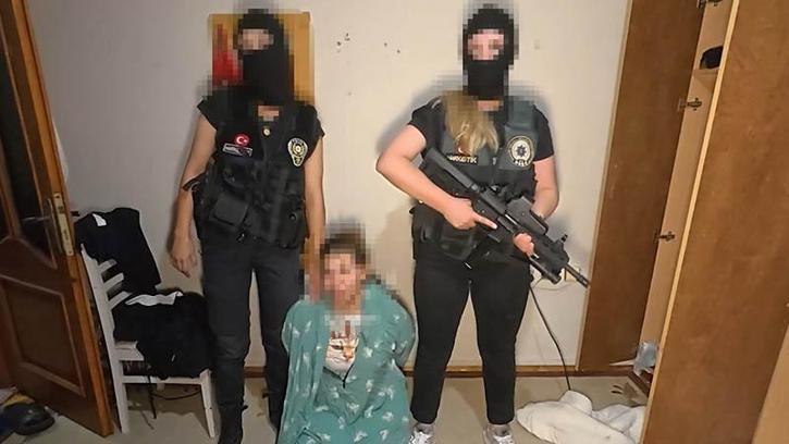 Kırmızı bültenle aranan Faslı kadın Avcılar’da yakalandı