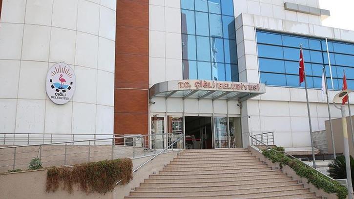 Belediye başkanının park halindeki makam aracına silahlı saldırı; 1 gözaltı