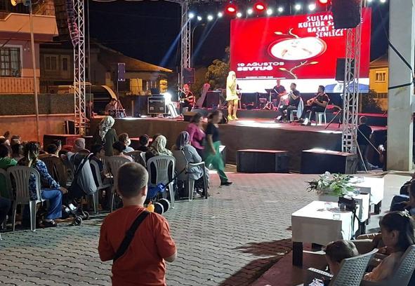 Sultandağı'nda Kültür Sanat ve Hasat Sonu Şenlikleri