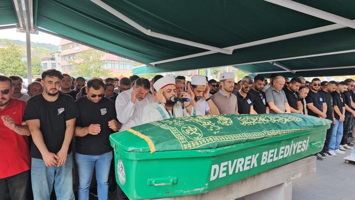 İstanbul’daki kazada ölen kameraman, Zonguldak'ta son yolculuğuna uğurlandı