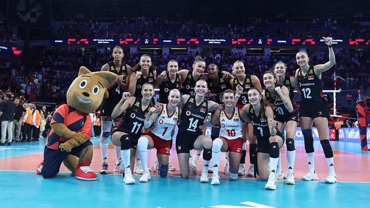 Filenin Sultanları, CEV Avrupa Voleybol Şampiyonası'nda 2'de 2 yaptı