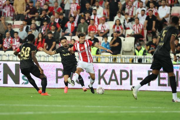 Ekenler Beton Sivasspor - Manisa FK: 2-2