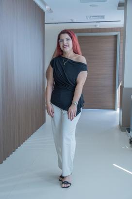 Hemşire Burcu, 9 ayda 42 kilo verip 72 kiloya düştü