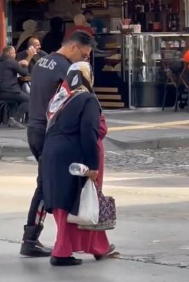 Amasya’da polisten yaşlı kadına örnek davranış